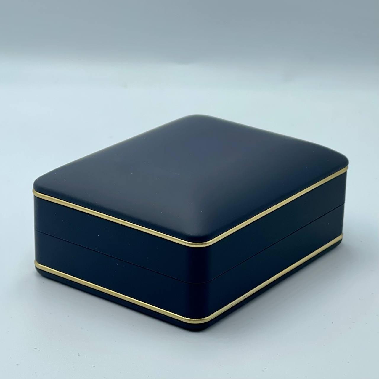 Ювелирная коробочка черная (окантовка  под кулон)19375-49
