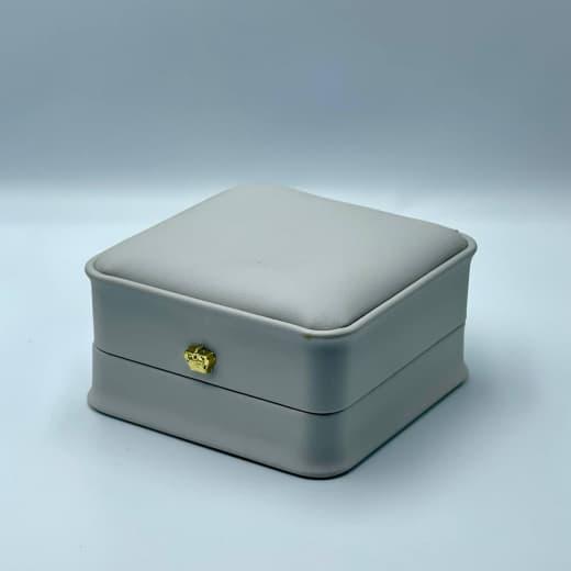 Ювелирная коробочка для браслета серая  19375-137