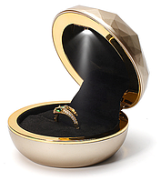 Ювелирная коробочка для кольца красная с подсветкой 19375-74