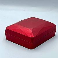 Ювелирная коробочка под кулон или серьги красная с подсветкой 19375-82
