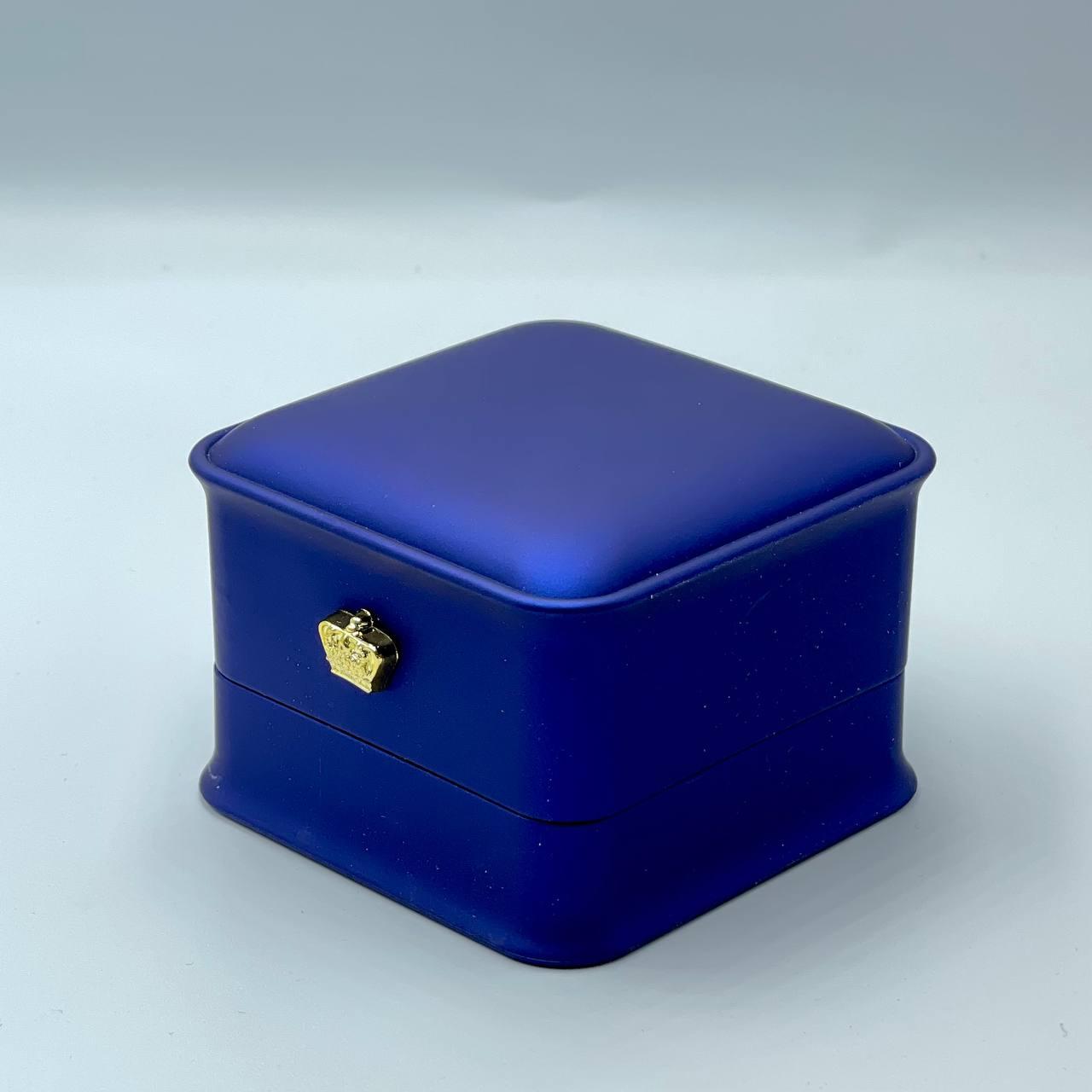 Ювелирная коробочка синяя с коронкой для кольца 19375-84