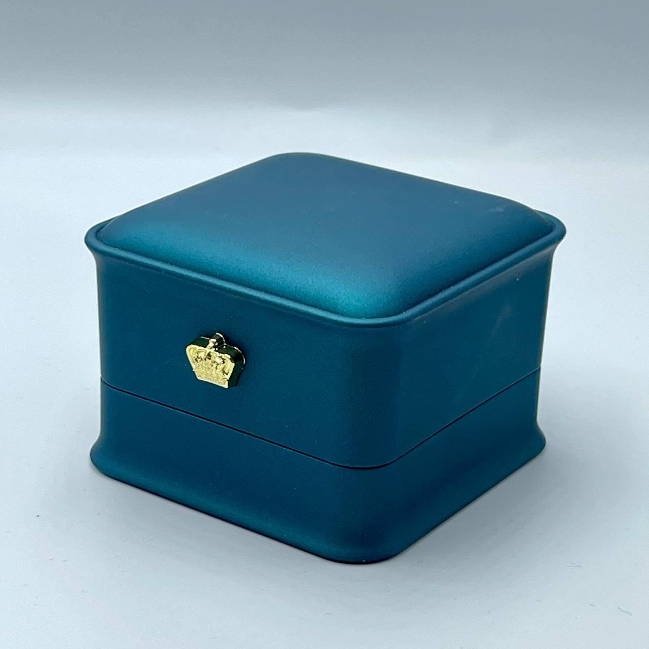 Ювелирная коробочка зеленая с коронкой для кольца 19375-86