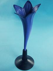 Демонстрационная модель цветка василька из пластика