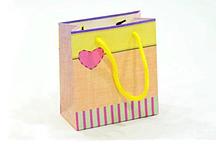 Картонный пакет "Презент" (150*140*57 мм.)