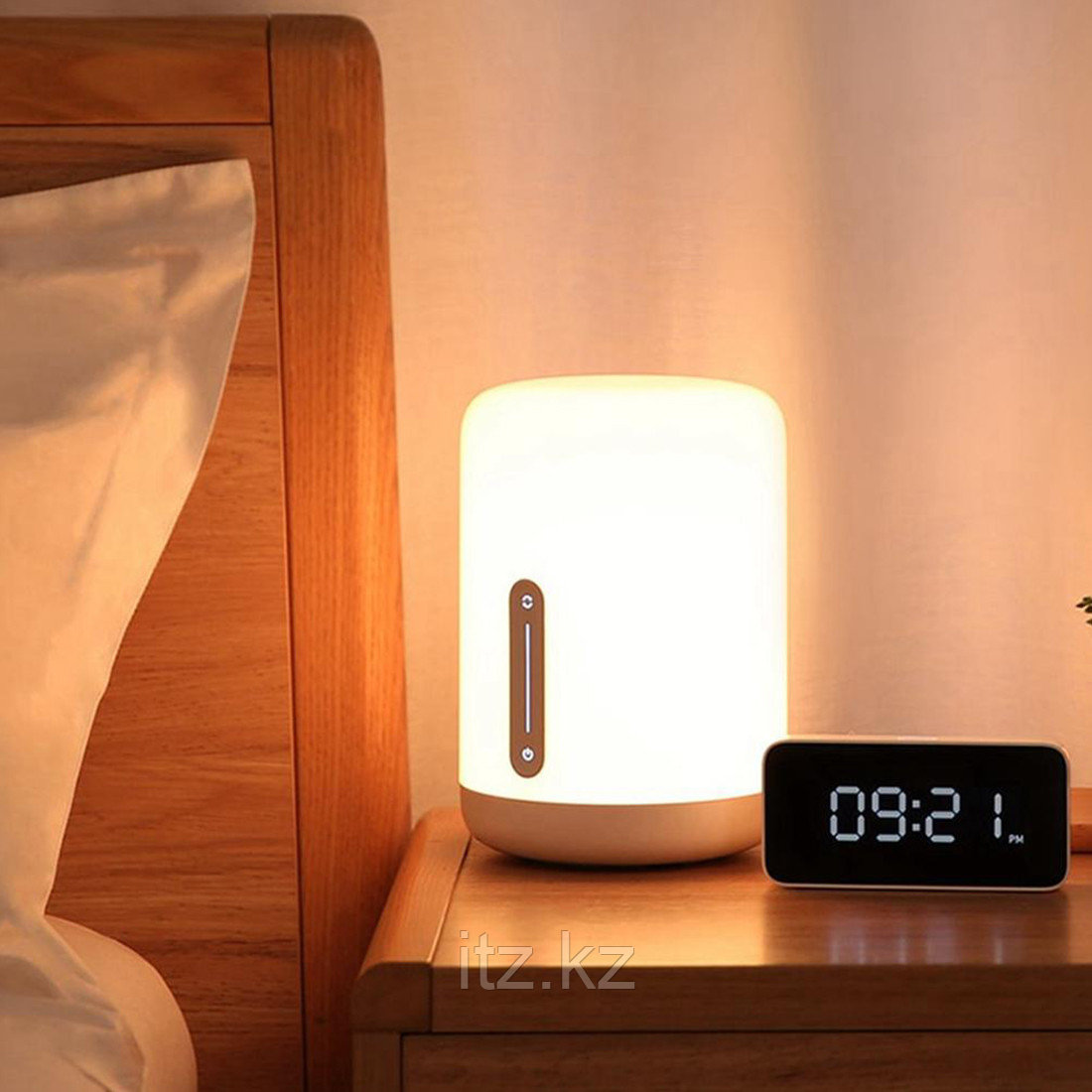 Настольная лампа Mi Bedside Lamp 2 - фото 3 - id-p103763815