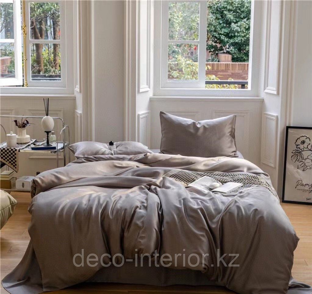 Комплект двуспального постельного белья из тенселя размера king-size, однотонный цвет с контрастной простынью. - фото 3 - id-p88929374