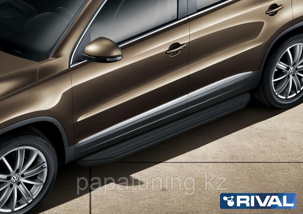 Пороги, подножки "Premium-Black" Volkswagen Tiguan 2007-2011-2017 - фото 1 - id-p103841365