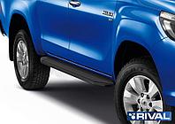 Пороги подножки Toyota Hilux 8 2015-2018 Premium-Black