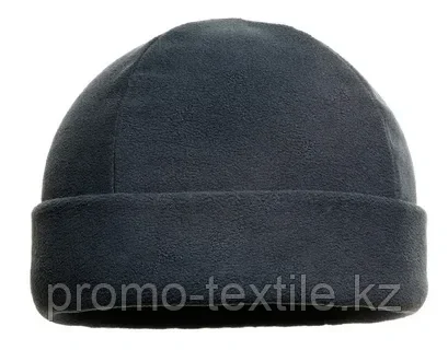 Флисовая шапка серого цвета