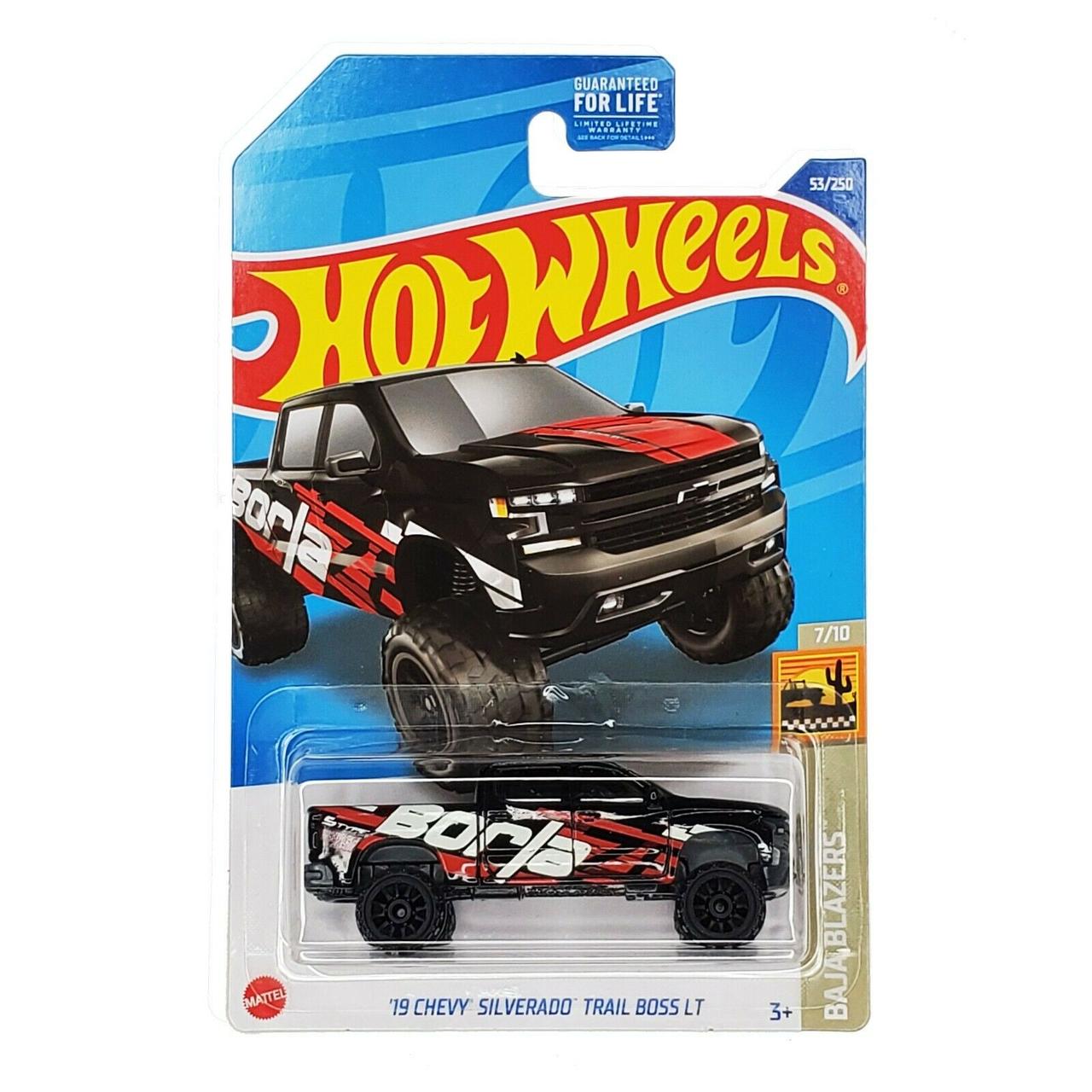 Hot Wheels Модель Пикап Chevy Silverado Trail Boss LT, черный