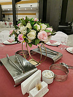 Цветы на гостевые столы искусственные