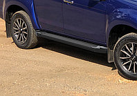 Пороги, подножки "Black" Isuzu D-MAX 2016-2020