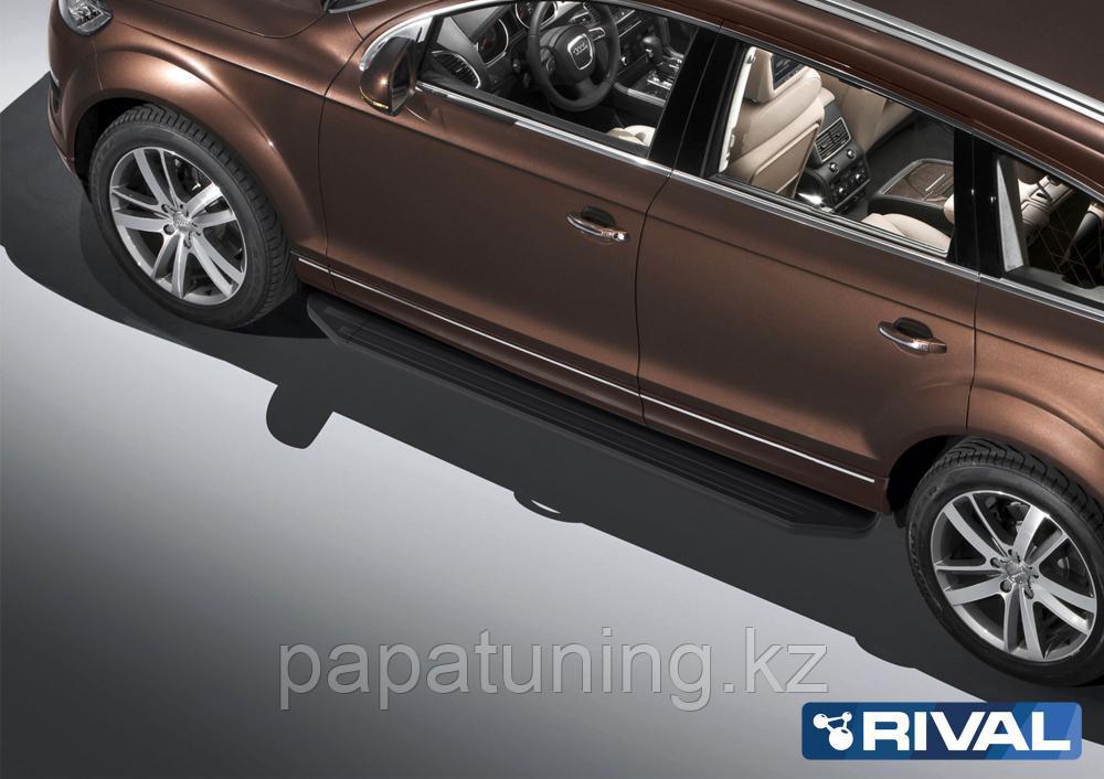 Пороги, подножки "Premium-Black" Audi Q7  2010-2015