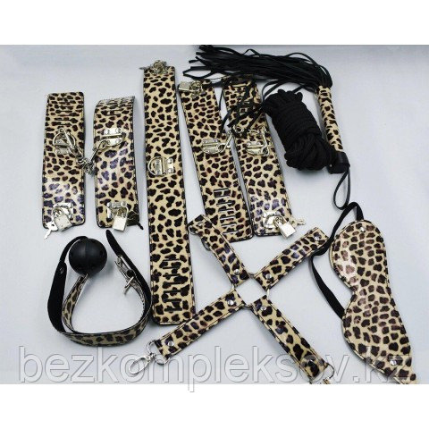 Фетиш набор Wild cat ( бондаж, зажимы, тиклер, наручники, оковы для ног, стек, ошейник, флоггер, кляп, маска)