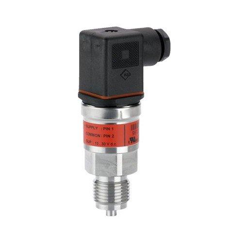 Датчик давления AKS 32 060G2082 Danfoss