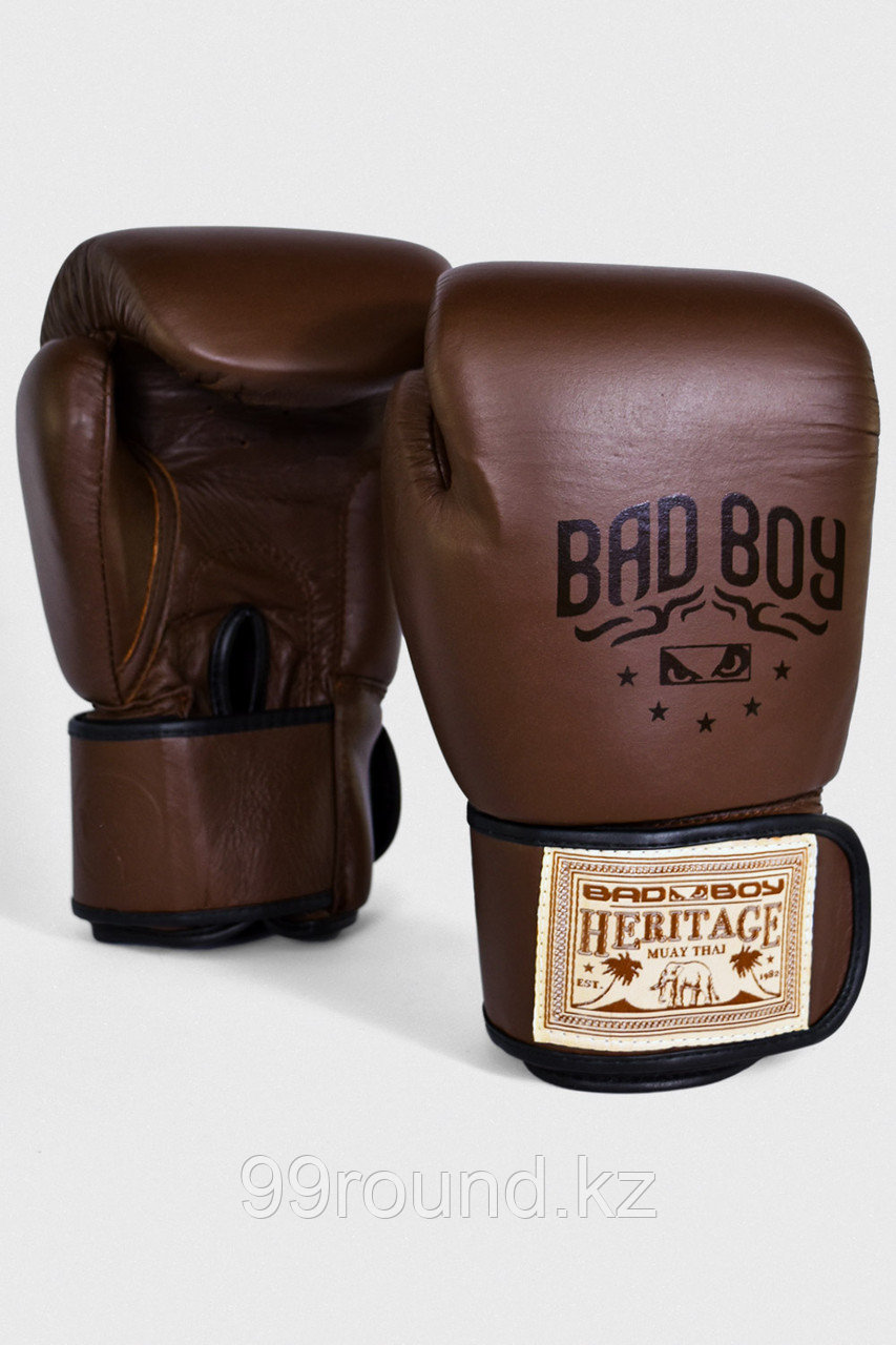 Боксерские перчатки Bad Boy Heritage Thai Boxing Gloves коричневый 14 oz