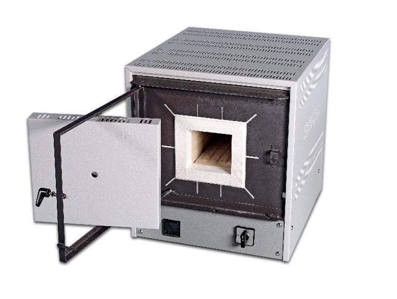 ​​​​​​​Высокоточная электрическая печь с твердой керамической камерой SNOL 4/900