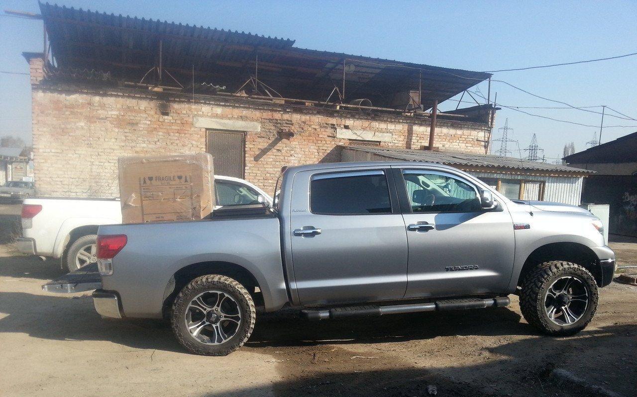 Крышка кузова 3х секционная черная для Toyota Tundra 2007-2013 - фото 2 - id-p104228761