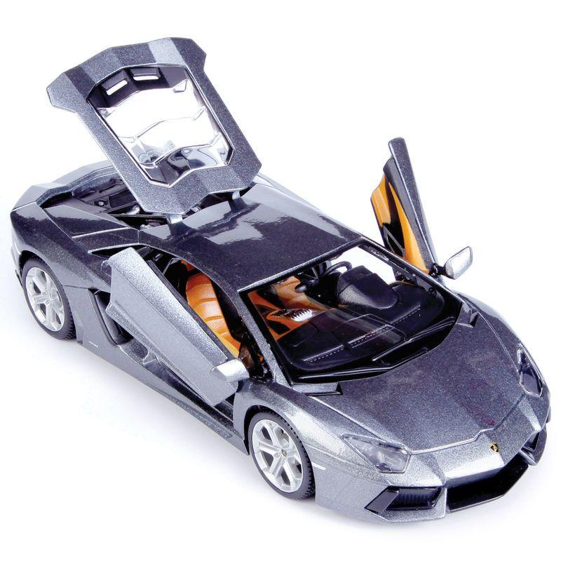 Assembly Line: 1:24 Lamborghini Aventador LP700-4 Maisto