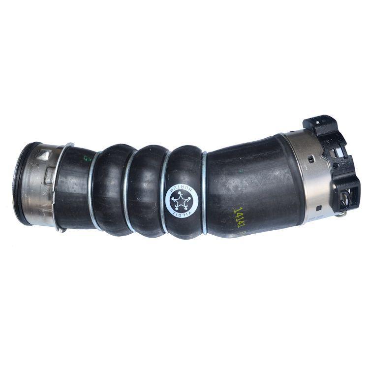 Патрубок интеркуллера BMW E81, E82, E87 11617797480