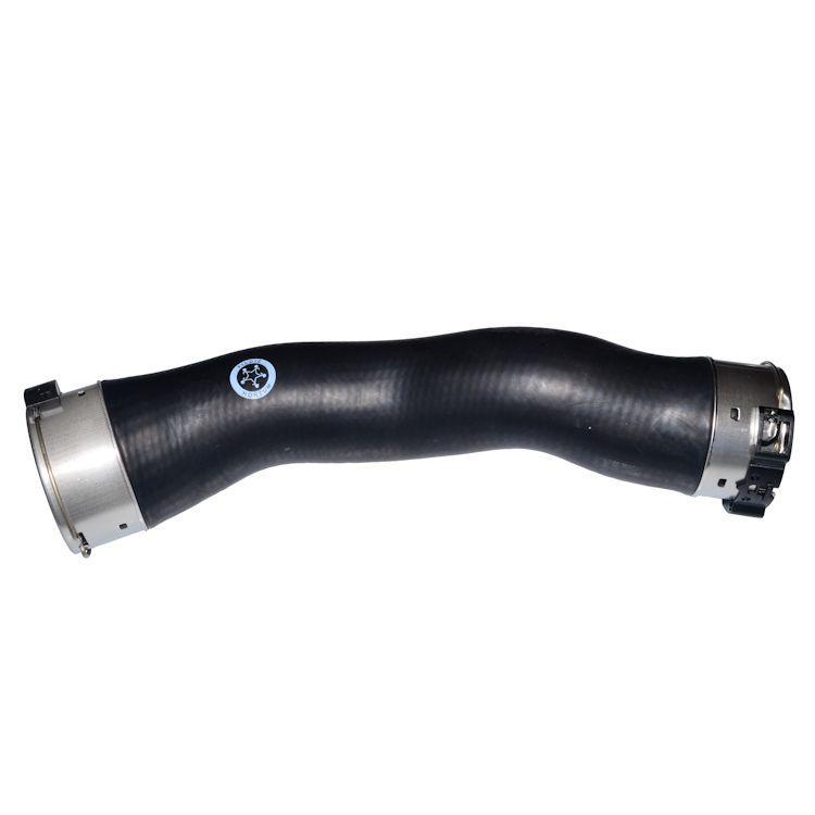 Патрубок интеркуллера BMW F20, F21, F22, F25, F30, F31, F32, F33, F34, F36 11618583389
