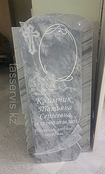 Памятник из узбекского  мрамора серых оттенков