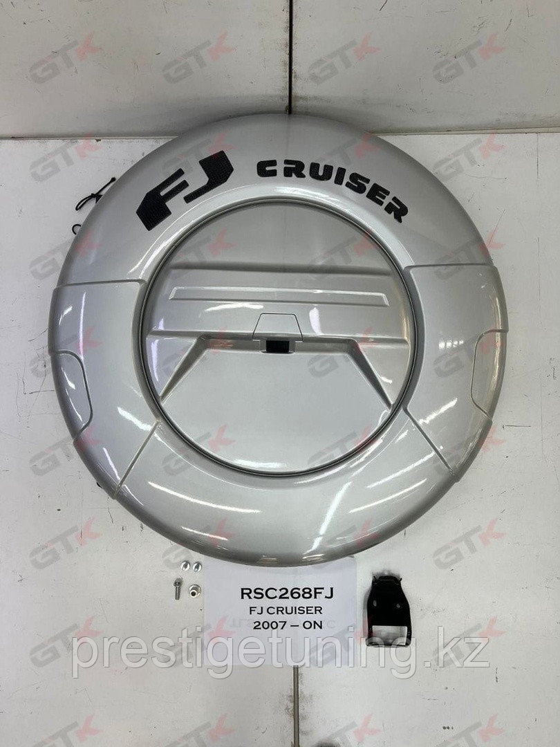 Чехол запасного колеса на FJ Cruiser 2007-по н.в (с надписью) - фото 1 - id-p104354417