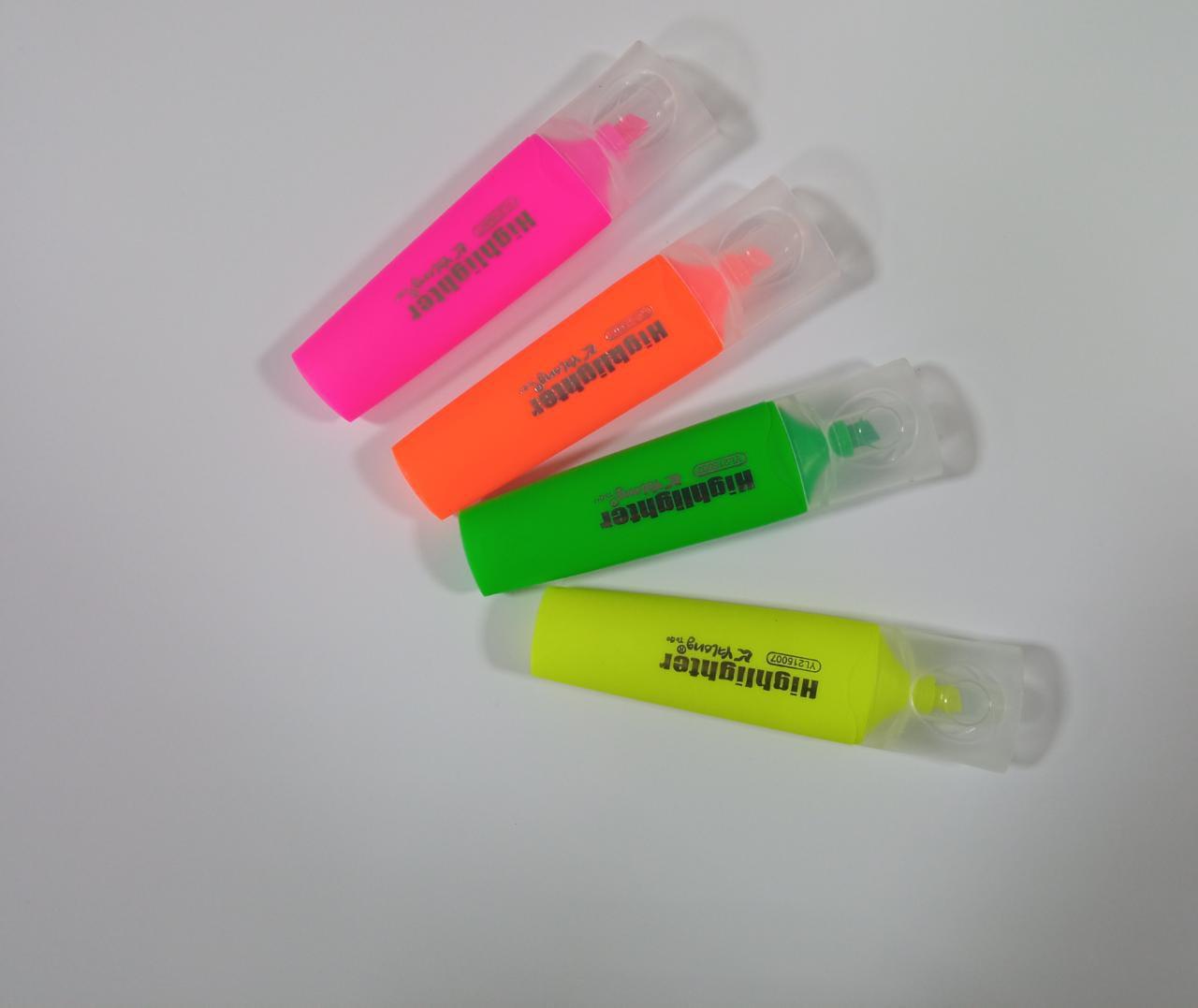 Маркер - текстовыделитель  Highlighter 4 цвета