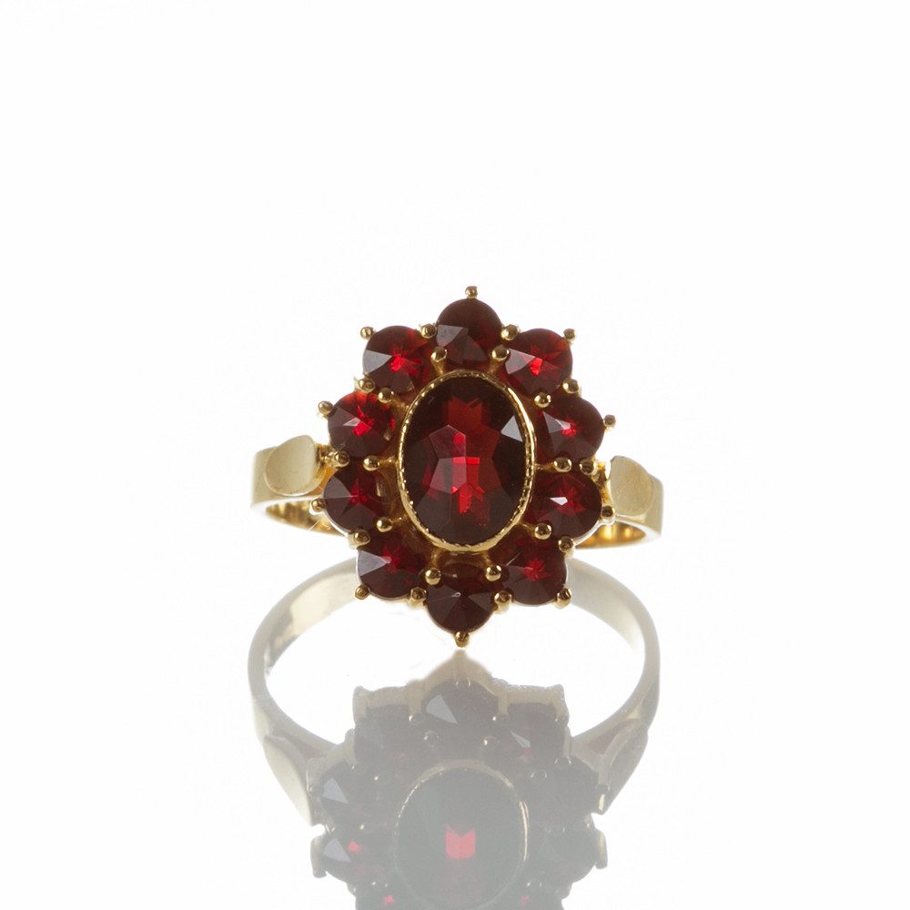 Кольцо из позолоченного серебра с природным богемским гранатом - размер 16, фото 1
