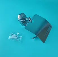 Диспенсер для туалетной бумаги с крышкой. P2903