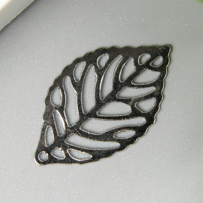 Подвеска "Лист" цвет серебро 24х14 мм