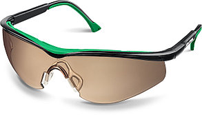 Защитные коричневые очки KRAFTOOL BASIC стекло-моноблок с покрытием устойчивым к истиранию и запотеванию,