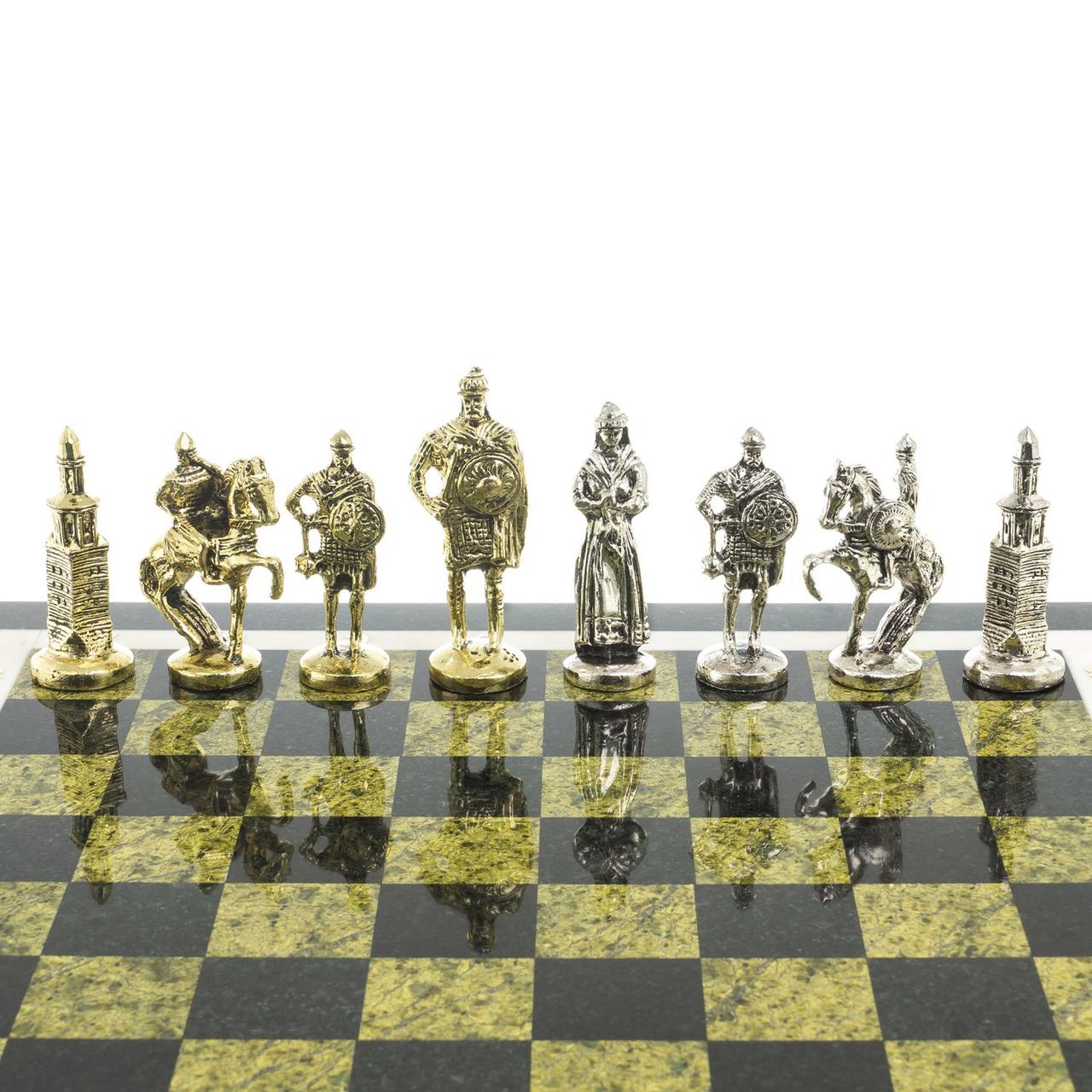 Игровой набор шахматы "Русские витязи" доска 40х40 см камень змеевик фигуры металл - фото 5 - id-p96663306