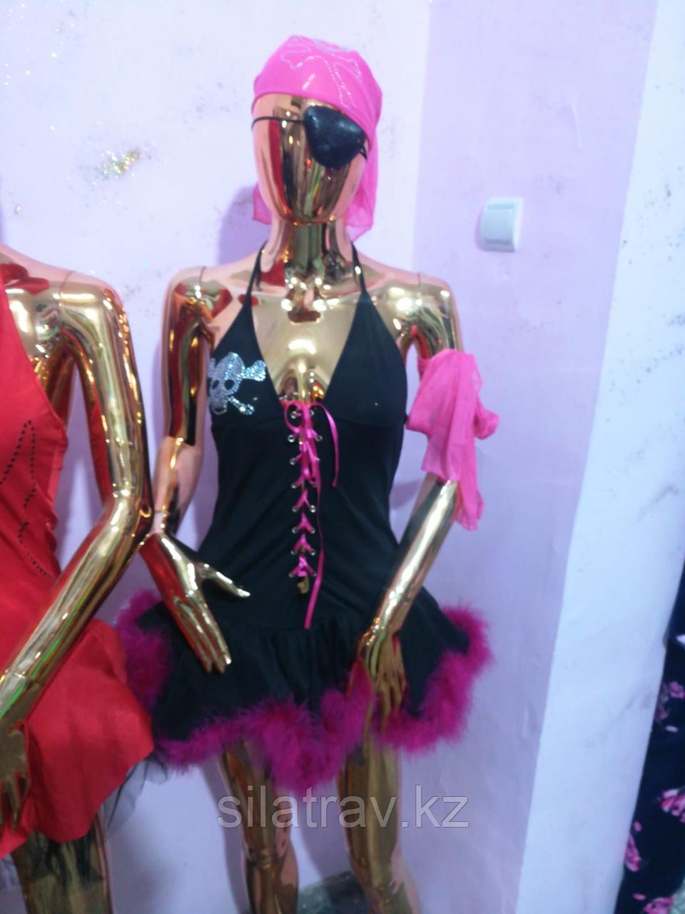 Оригинальный, яркий костюм Пиратка