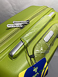 Средний пластиковый дорожный чемодан на 4-х колёсах "Travel Time". Высота 64 см, ширина 41 см, глубина 25 см., фото 6