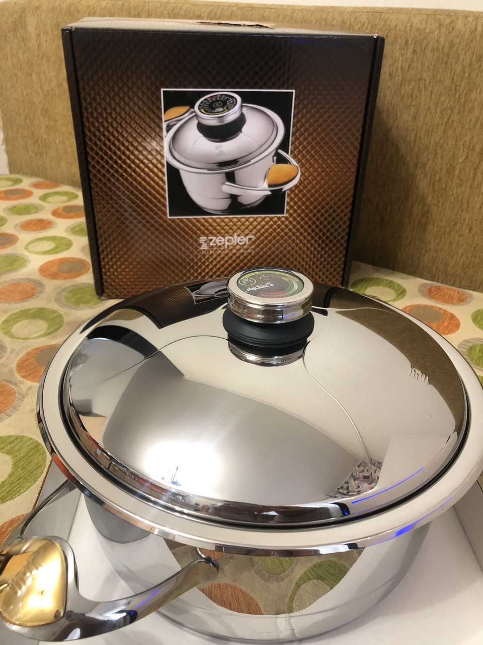 Мұғалім оқушыны трахты (порно)