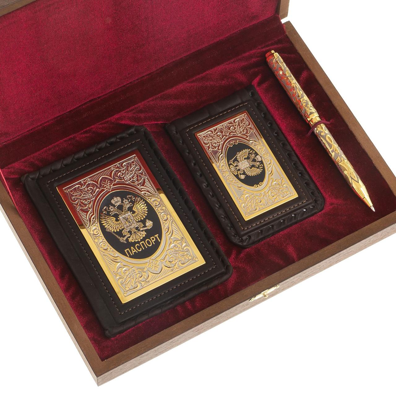 Подарочный набор "Документы" кожаная обложка для паспорта, визитница и ручка с гравюрой в деревянном футляре - фото 1 - id-p95875044