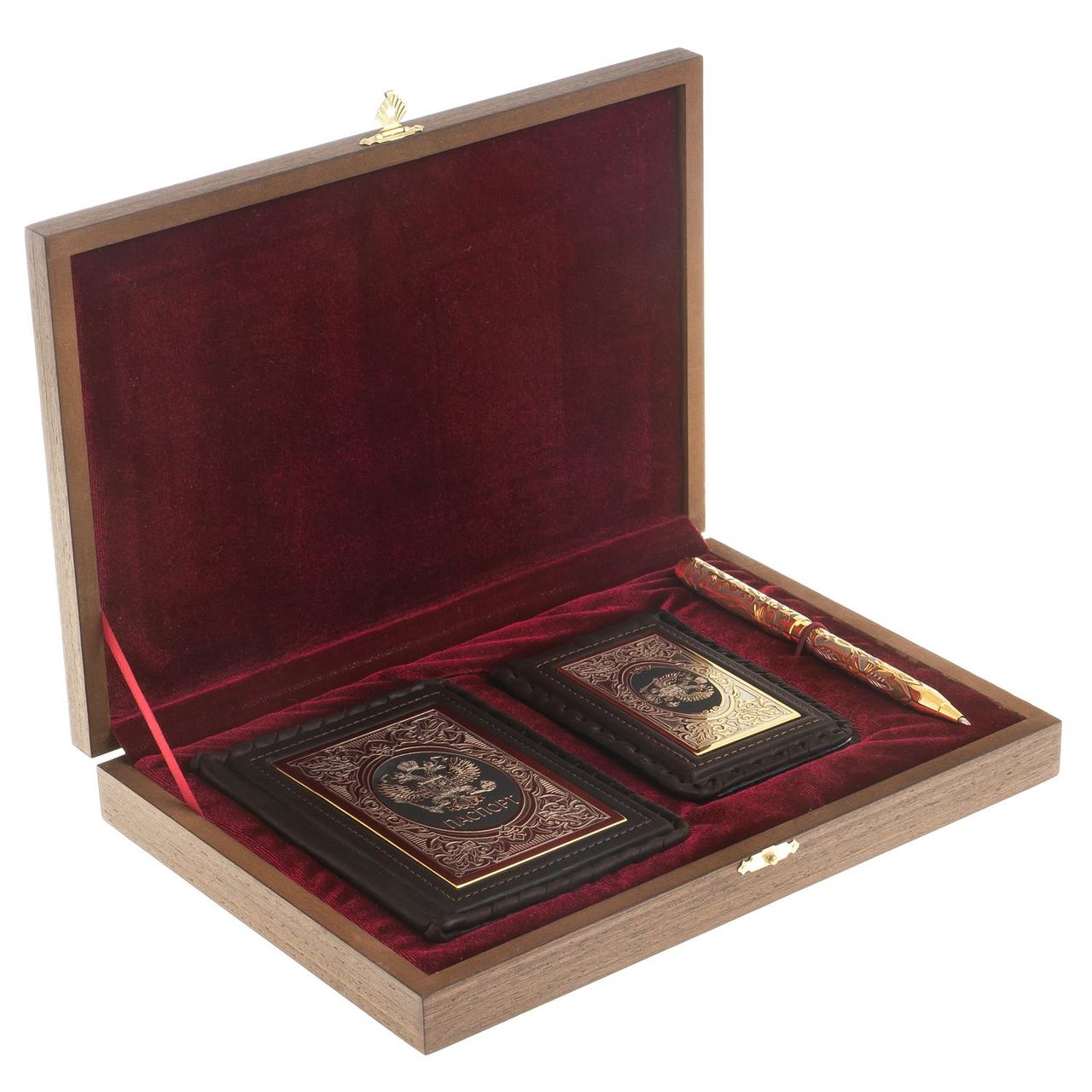 Подарочный набор "Документы" кожаная обложка для паспорта, визитница и ручка с гравюрой в деревянном футляре - фото 5 - id-p95875044