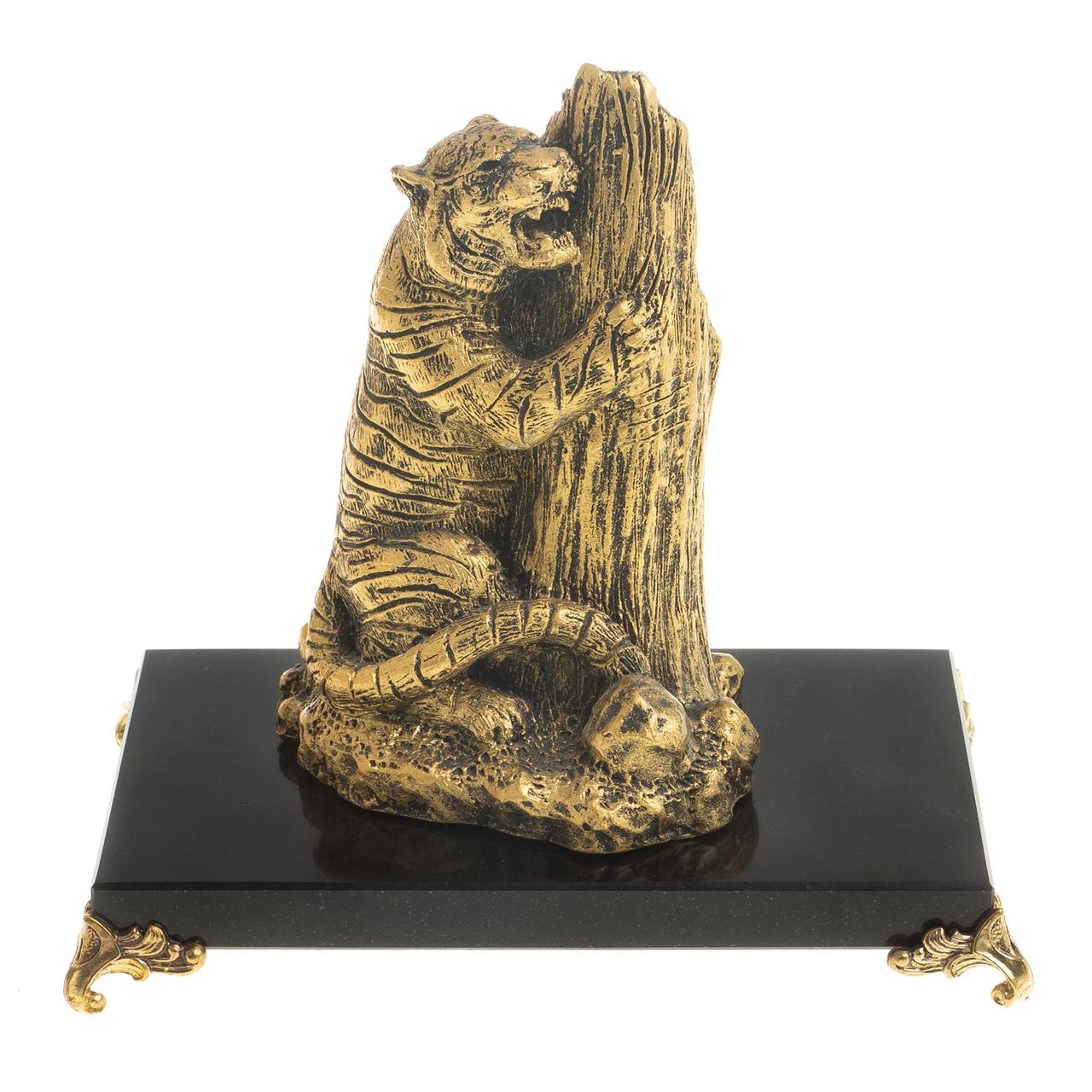 Декоративная фигурка "Тигр у дерева" на подставке из камня - символ 2022 года - фото 1 - id-p96250237