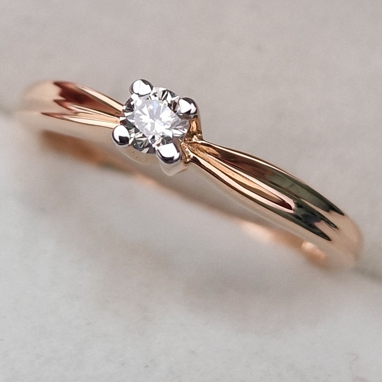 Золотое кольцо с бриллиантами 0.12Сt S1/L, VG - Cut