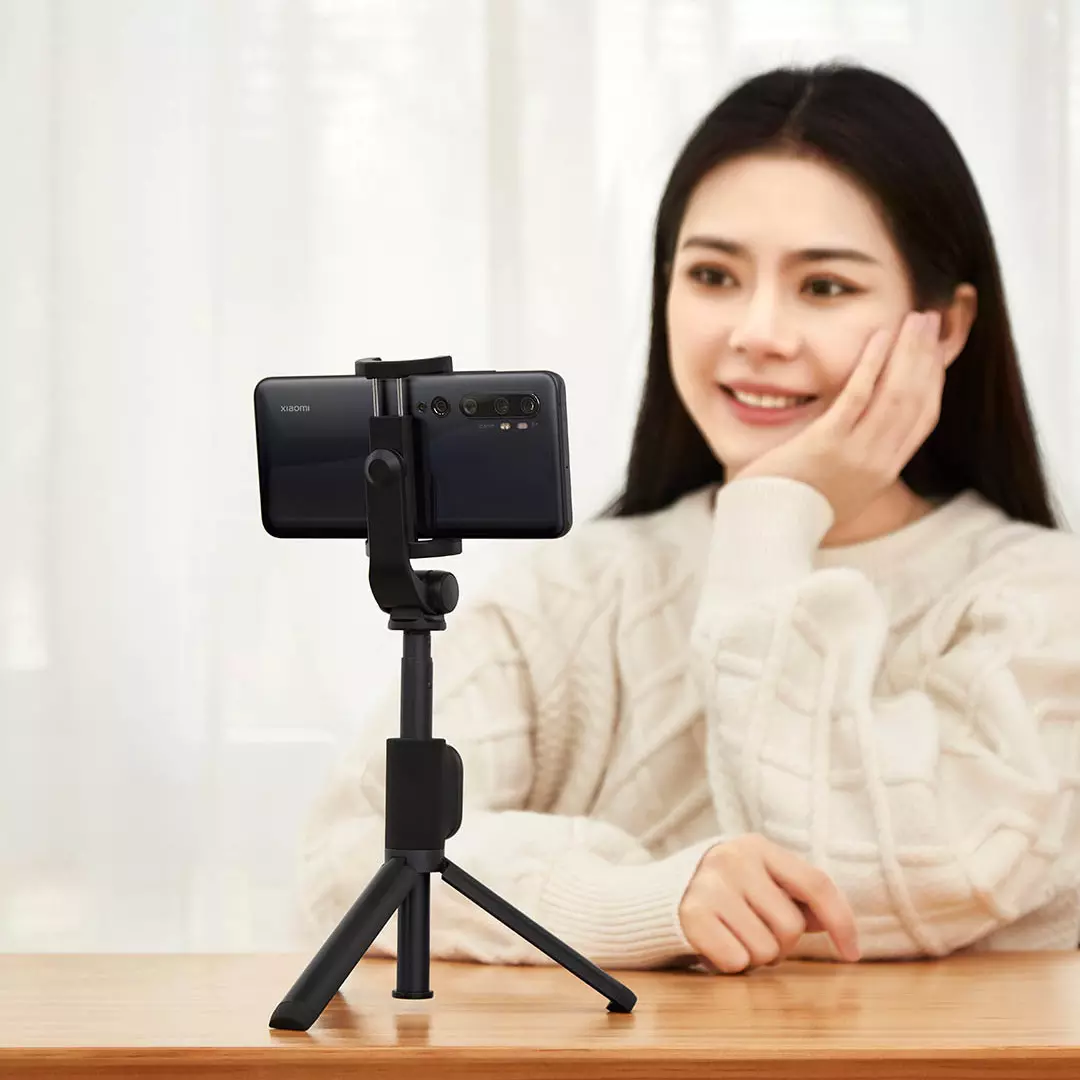 Монопод-трипод Xiaomi Mi Bluetooth Bracket Selfie Stick - фото 2 - id-p104598848