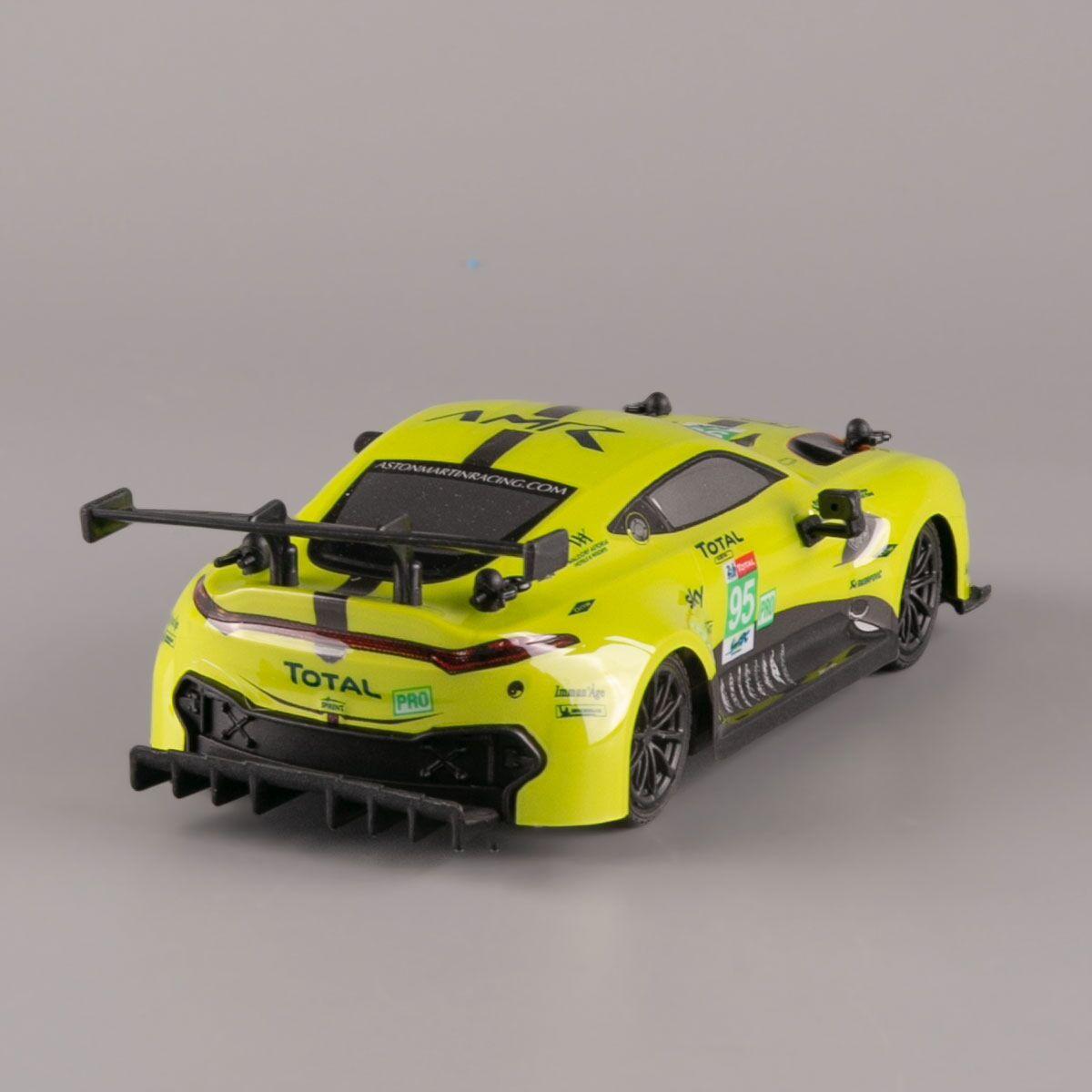 Радиоуправляемая машина ASTON MARTIN VANTAGE GTE в ассортименте  RW 1:24