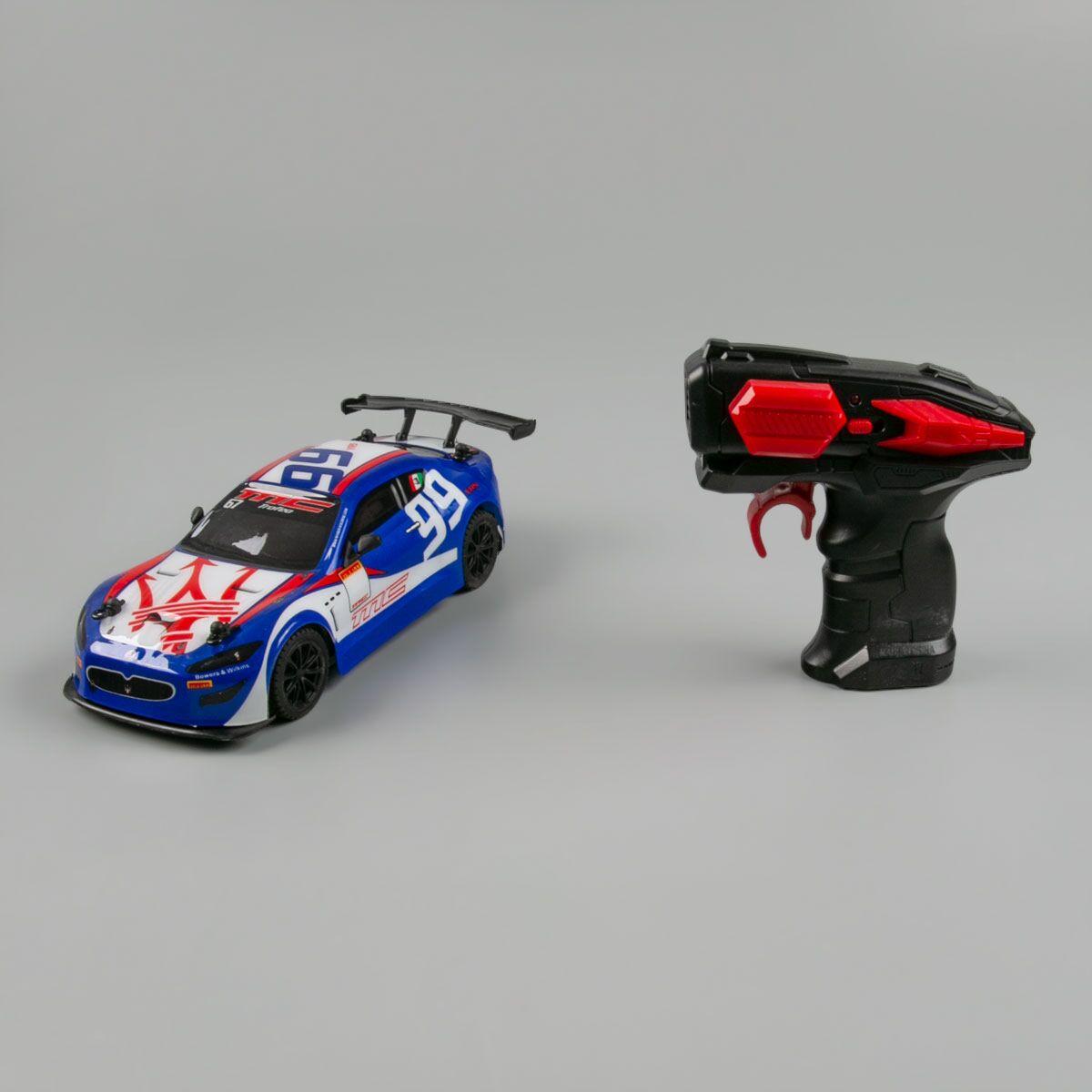 Радиоуправляемая машинка MASERATI GRAN TURISMO на пульте управления 1:24 RW