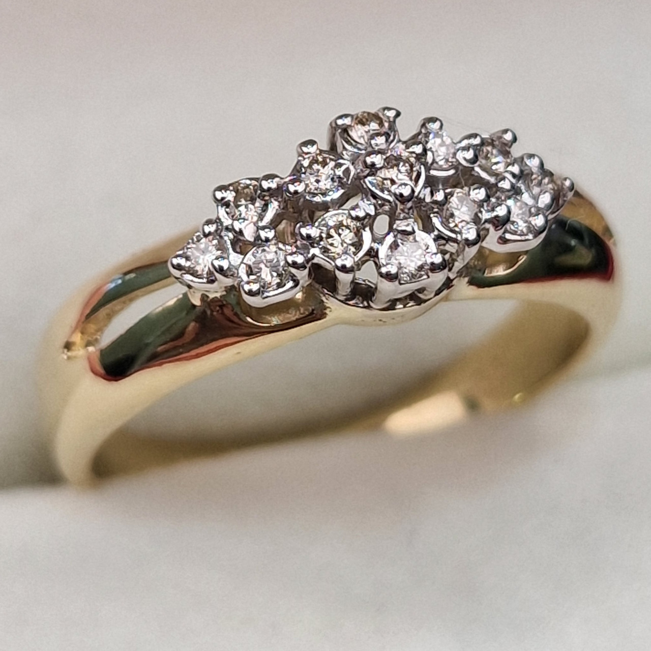 Золотое кольцо с бриллиантом 0,17Сt SI1/J VG-Cut