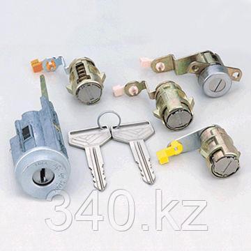 Cердцевина замков, комплект Toyota 69503-95N08            08/1989-01/2006	ТОЙОТА HIACE