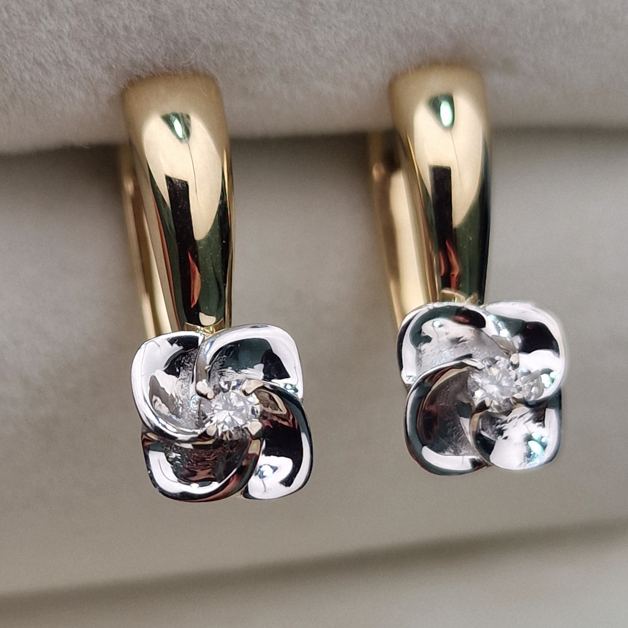 Золотые серьги с бриллиантами 0.087Ct SI2/K, VG-Cut