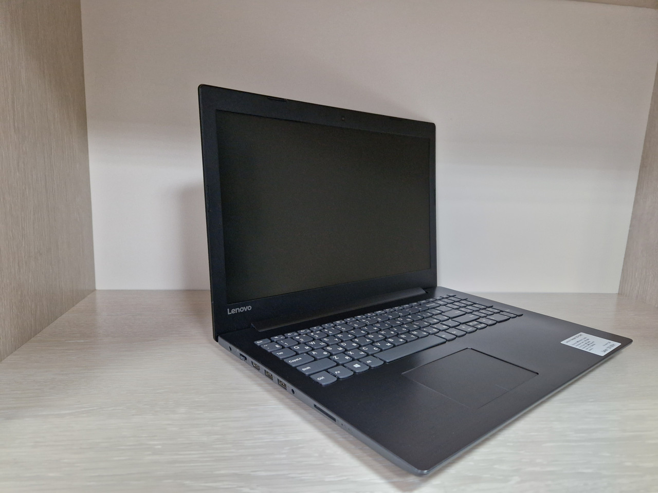 Ноутбук Lenovo Ideapad 320-15AST