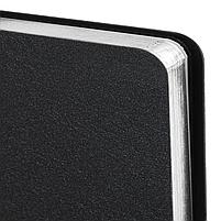 Ежедневник недатированный А5 138х213 мм BRAUBERG "Metallic", под кожу, 136 л., гибкий, черный, фото 5