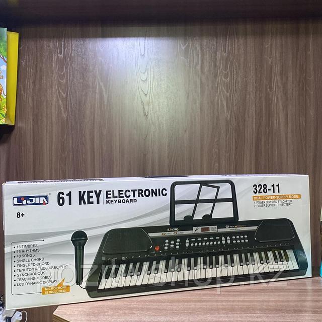 Детский большой синтезатор с микрофоном 61 клавиша 328-11