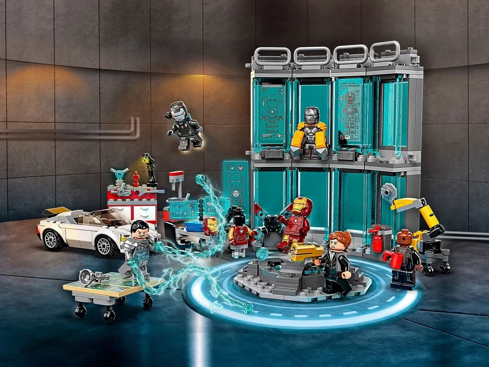 Конструктор LEGO Super Heroes 76216 Арсенал Железного человека